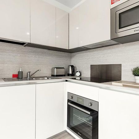 Mondial Apartments At Heathrow Harmondsworth Zewnętrze zdjęcie