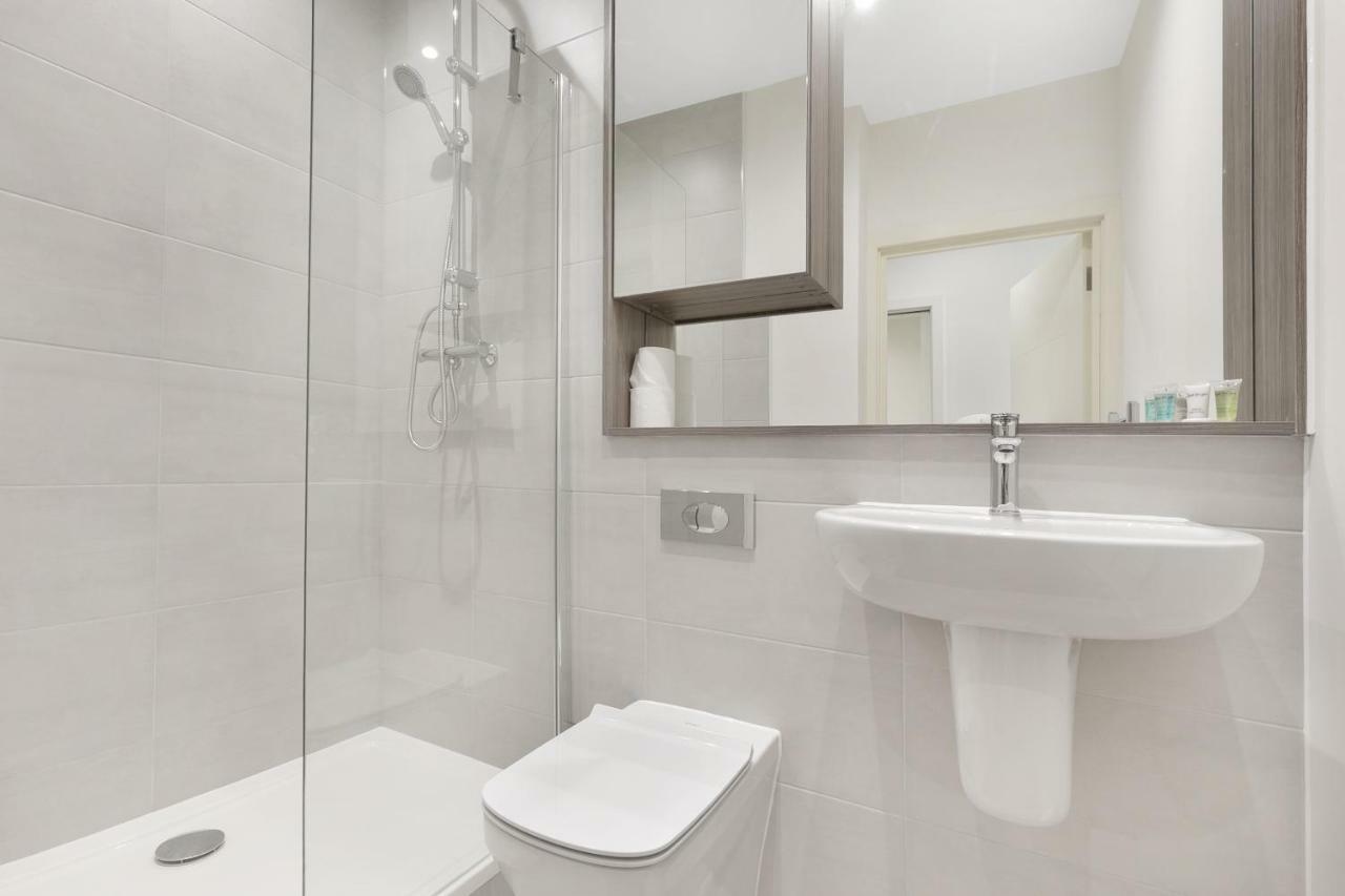 Mondial Apartments At Heathrow Harmondsworth Zewnętrze zdjęcie