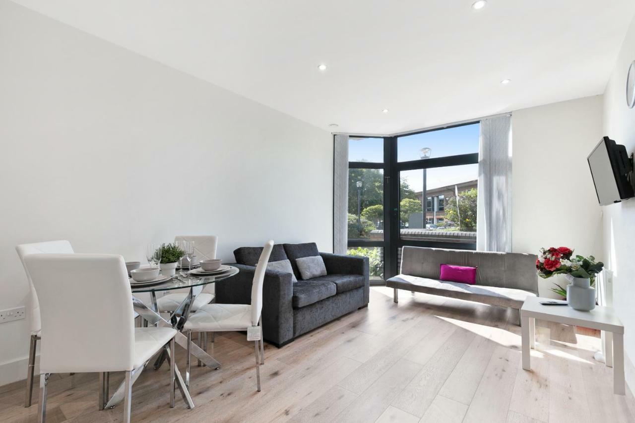 Mondial Apartments At Heathrow Harmondsworth Zewnętrze zdjęcie