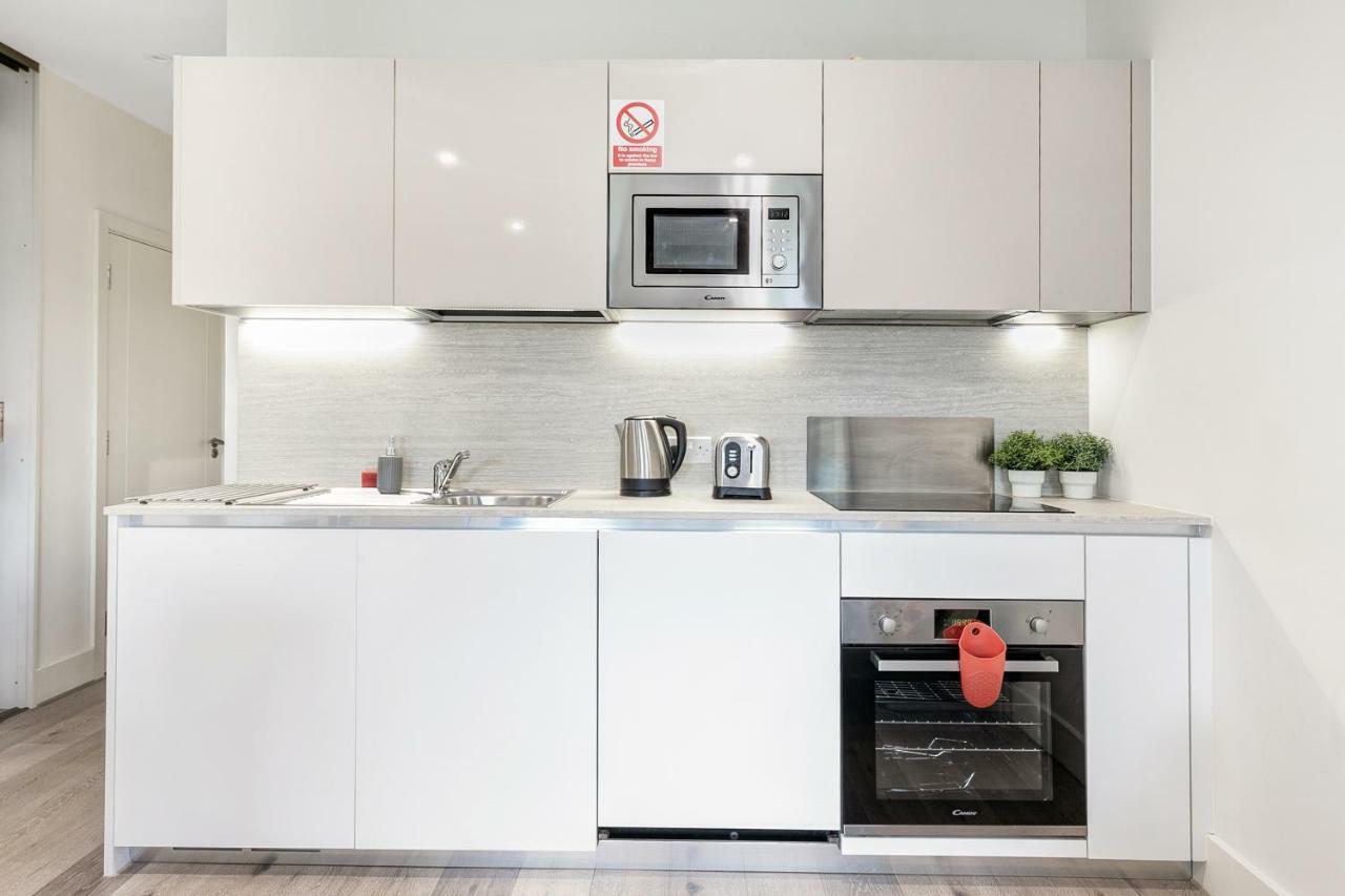 Mondial Apartments At Heathrow Harmondsworth Zewnętrze zdjęcie