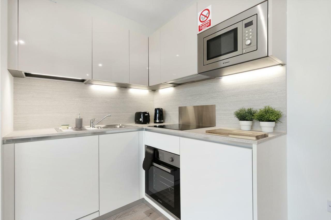 Mondial Apartments At Heathrow Harmondsworth Zewnętrze zdjęcie