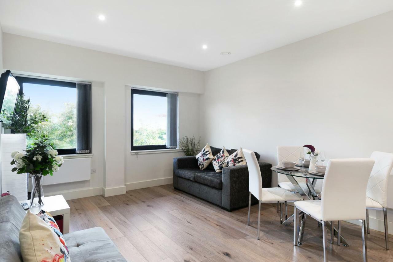Mondial Apartments At Heathrow Harmondsworth Zewnętrze zdjęcie