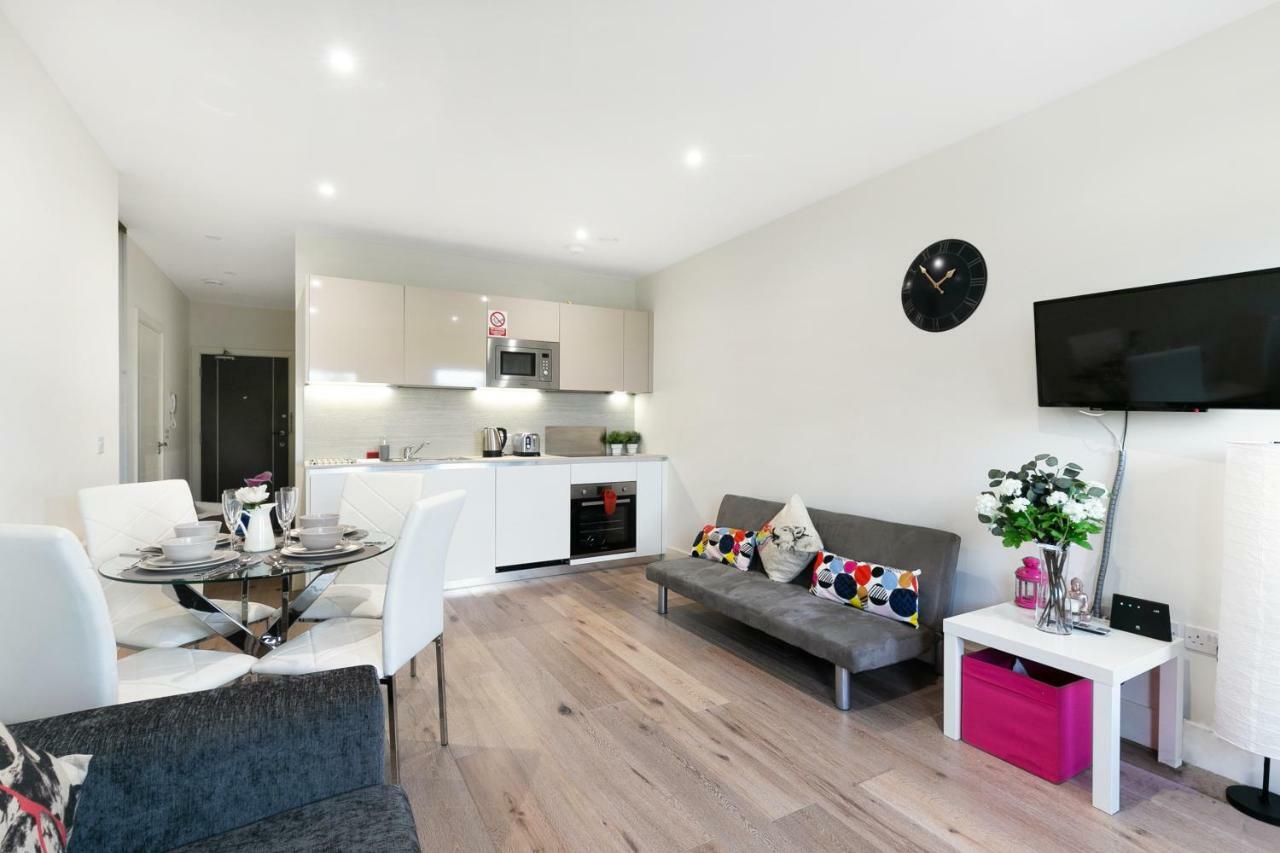 Mondial Apartments At Heathrow Harmondsworth Zewnętrze zdjęcie