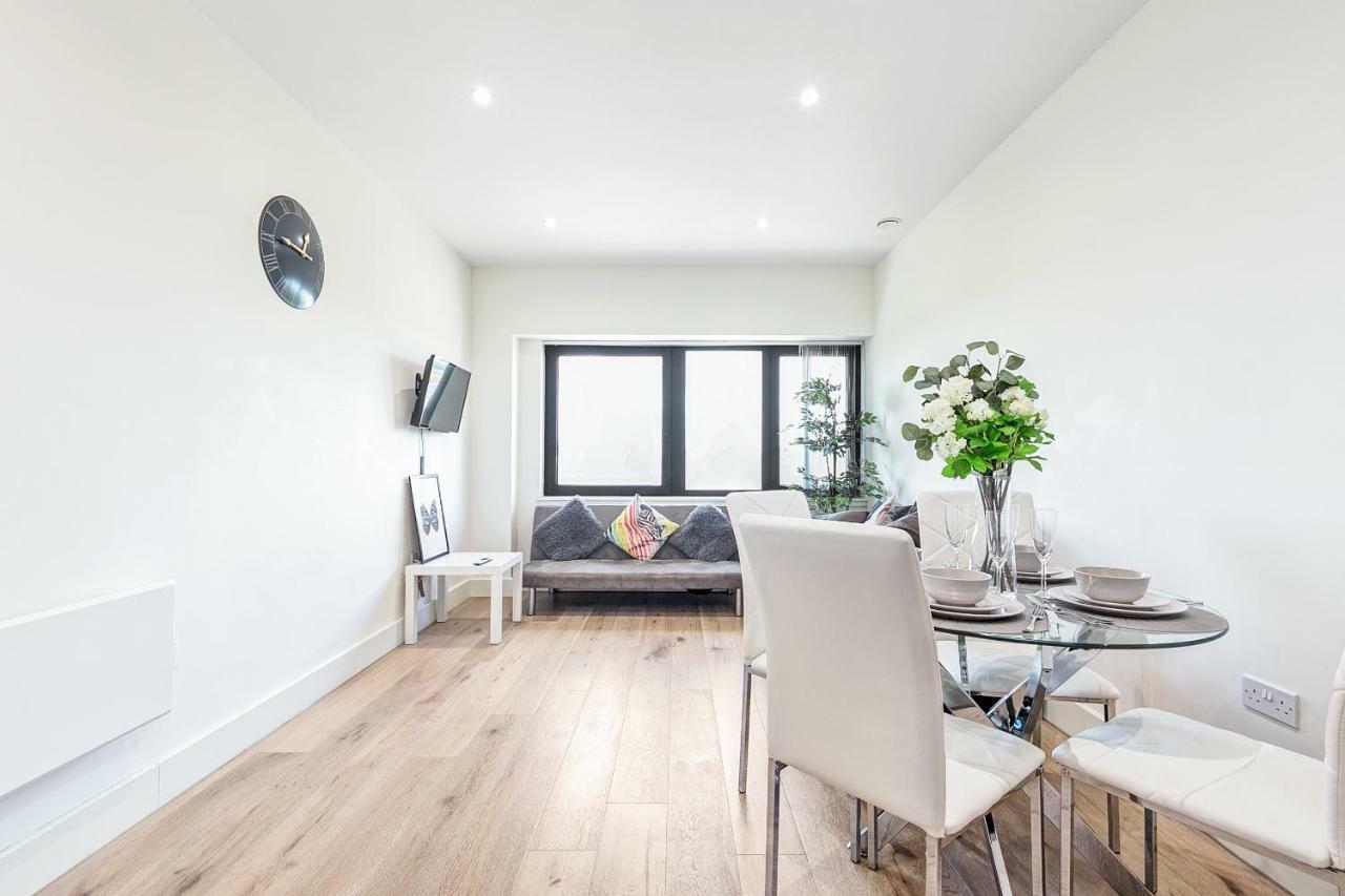 Mondial Apartments At Heathrow Harmondsworth Zewnętrze zdjęcie